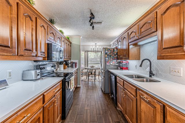 4117 Aragon Drive, Fort Worth, TX 76133