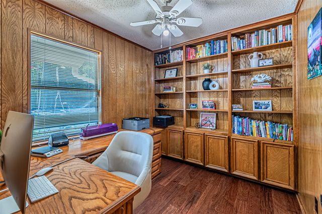 4117 Aragon Drive, Fort Worth, TX 76133