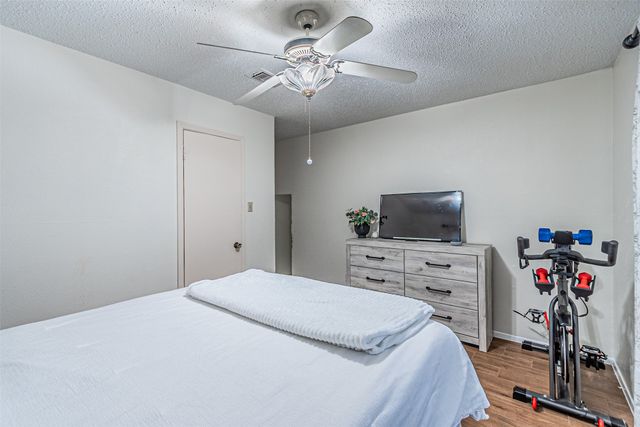 4117 Aragon Drive, Fort Worth, TX 76133