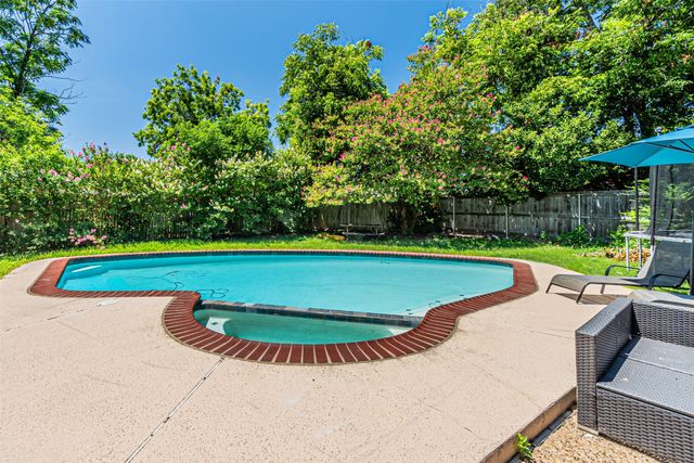 4117 Aragon Drive, Fort Worth, TX 76133