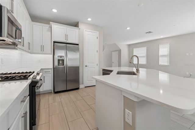 4565 ANCONA WAY, Wesley Chapel, FL 33543