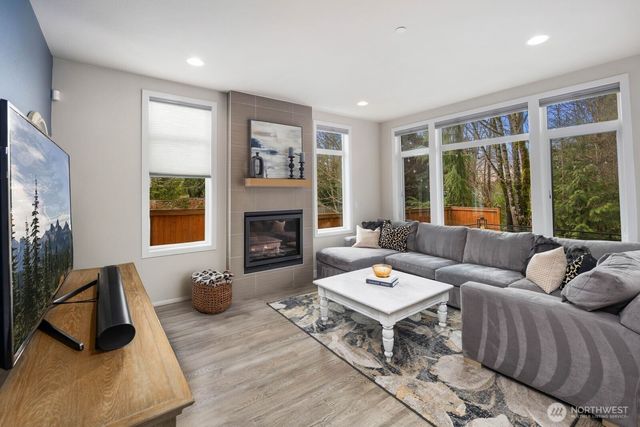 8302 NE 203rd Street, Kenmore, WA 98028