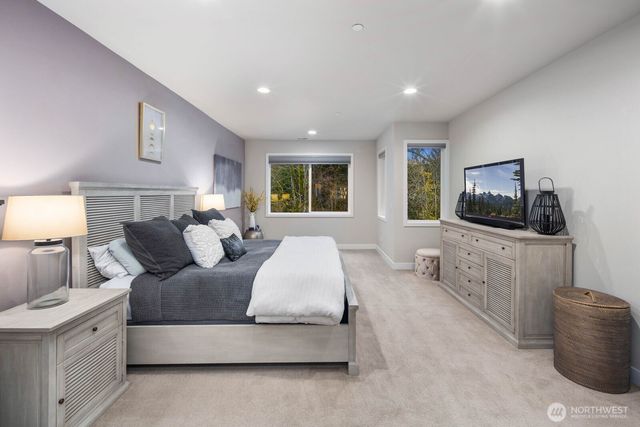 8302 NE 203rd Street, Kenmore, WA 98028