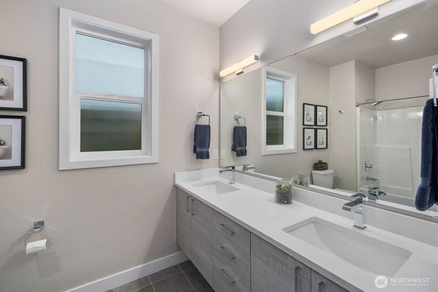 8302 NE 203rd Street, Kenmore, WA 98028