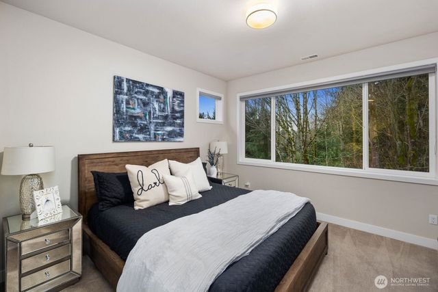 8302 NE 203rd Street, Kenmore, WA 98028