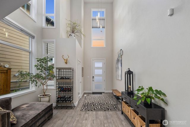 8302 NE 203rd Street, Kenmore, WA 98028