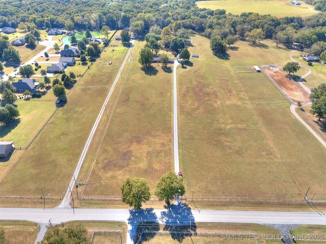 27726 E 161st Street S, Coweta, OK 74429