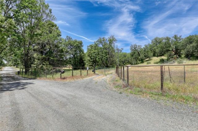 7200 Kahms, Cobb, CA 95426
