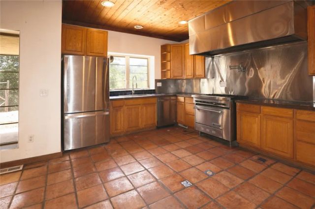 7200 Kahms, Cobb, CA 95426