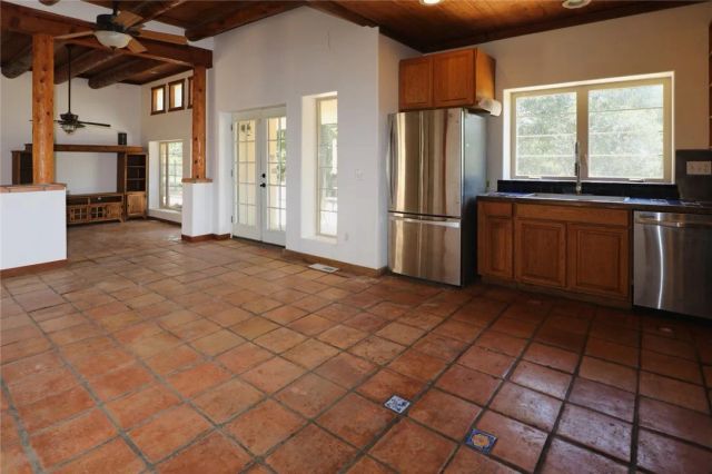 7200 Kahms, Cobb, CA 95426