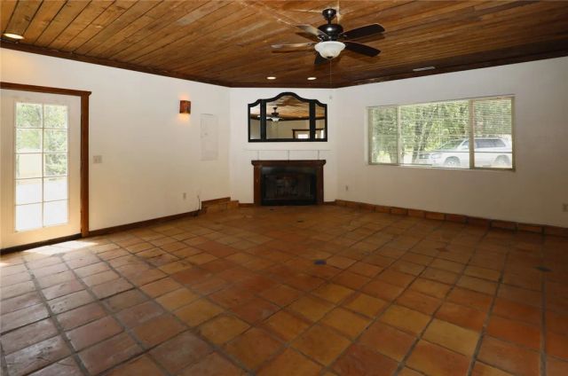 7200 Kahms, Cobb, CA 95426