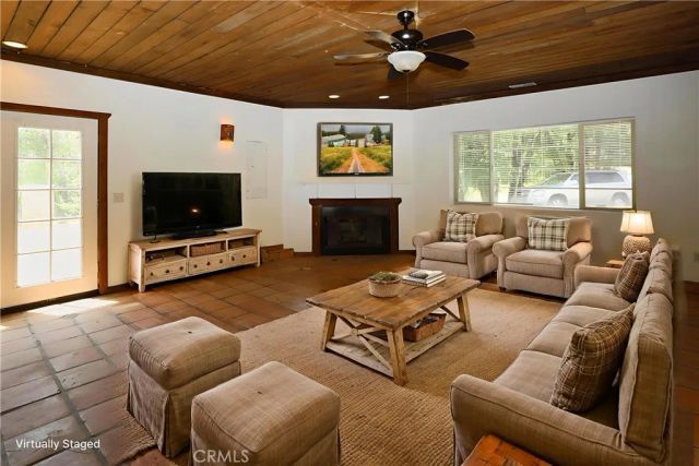 7200 Kahms, Cobb, CA 95426