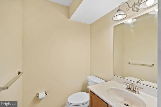 806 ELIZABETH CT, Collegeville, PA 19426