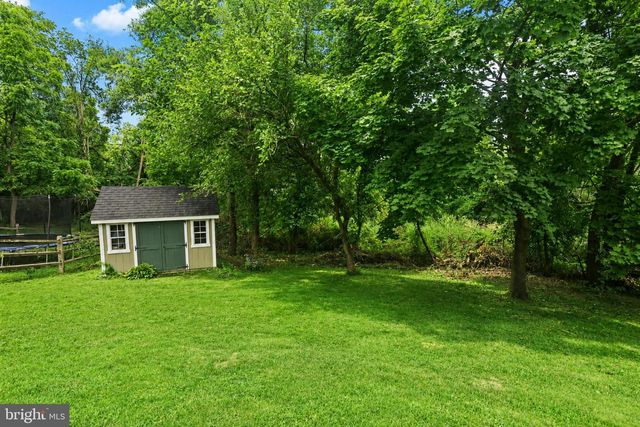 806 ELIZABETH CT, Collegeville, PA 19426