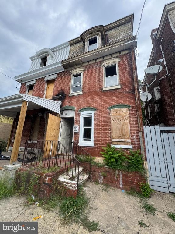 1513 ARROTT ST, PHILADELPHIA, PA 19124 — exterior