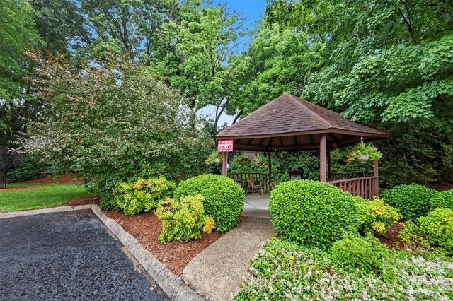 84 Lake Concord Road NE M, Concord, NC 28025