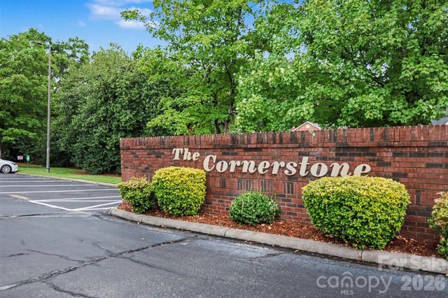 84 Lake Concord Road NE M, Concord, NC 28025