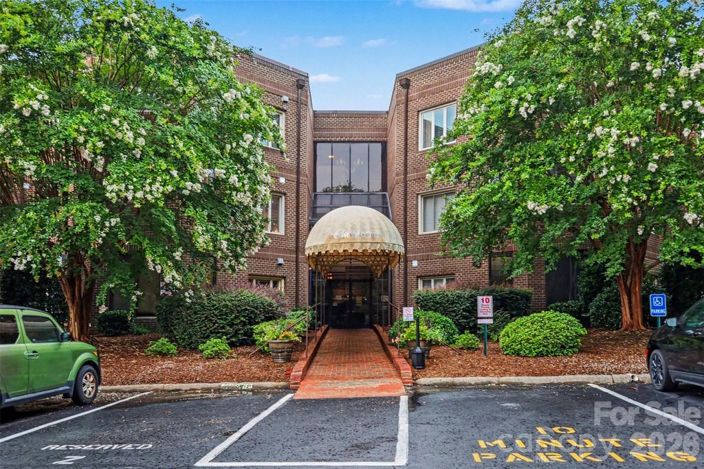 84 Lake Concord Road NE M, Concord, NC 28025