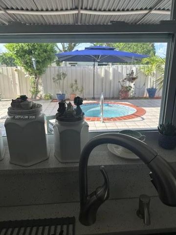 12701 SW 70th Lane, Miami, FL 33183