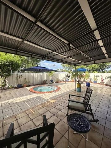 12701 SW 70th Lane, Miami, FL 33183