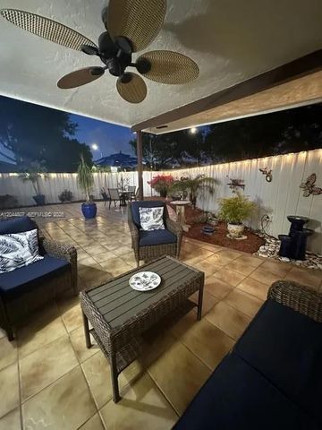 12701 SW 70th Lane, Miami, FL 33183
