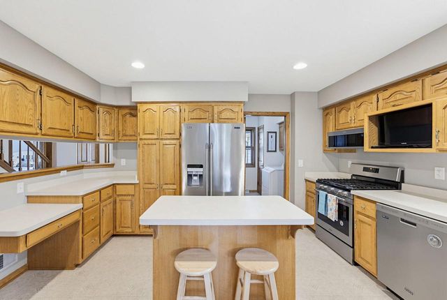 W329N4063 High Hill COURT, Nashotah, WI 53058