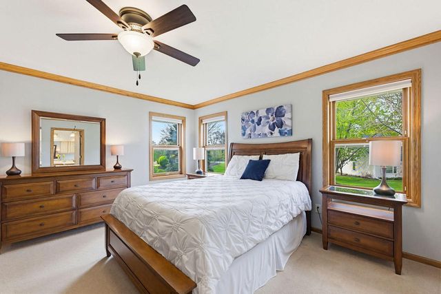 W329N4063 High Hill COURT, Nashotah, WI 53058