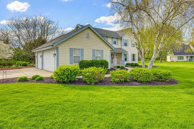 W329N4063 High Hill COURT, Nashotah, WI 53058