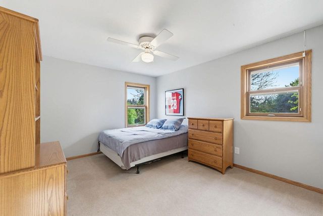 W329N4063 High Hill COURT, Nashotah, WI 53058