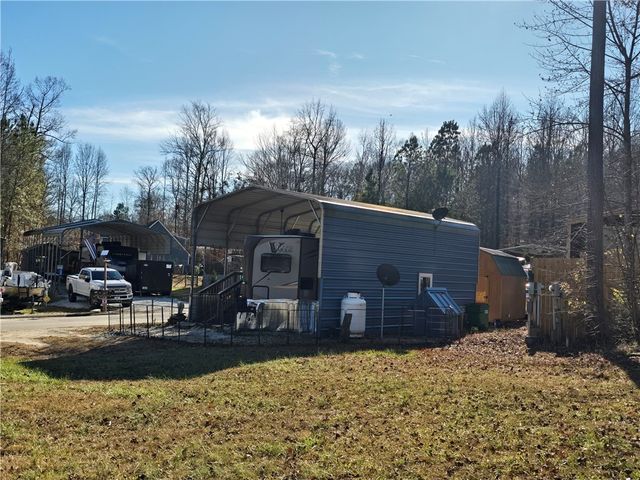 131 Loop Circle, Westminster, SC 29693