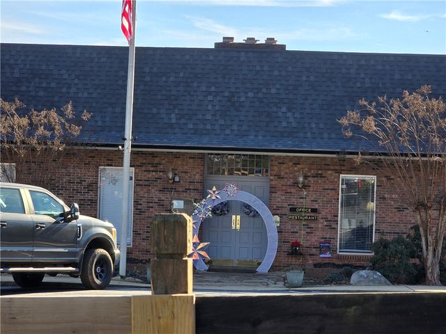 131 Loop Circle, Westminster, SC 29693