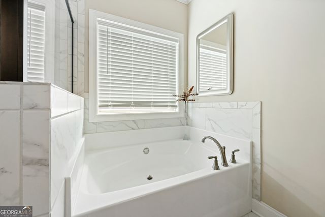 549 Calgary Downs Drive, Winder, GA 30680