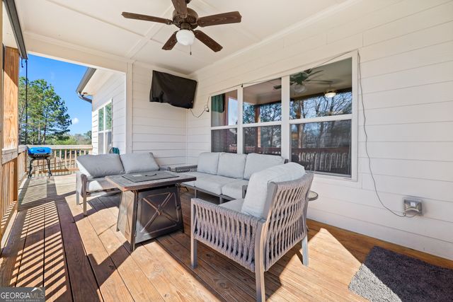 549 Calgary Downs Drive, Winder, GA 30680