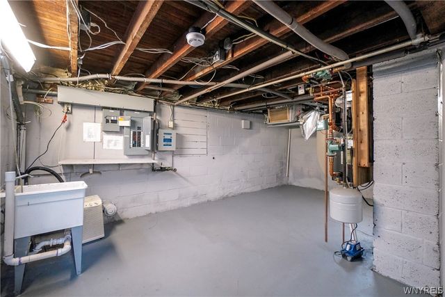 32 3rd Avenue, North Tonawanda, NY 14120