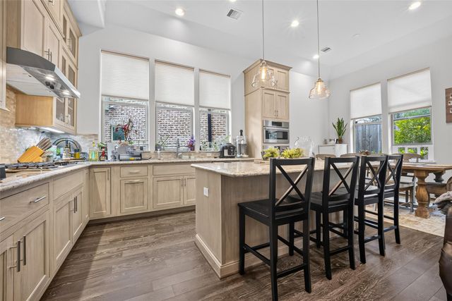 2703 Kinsley Oaks Drive, Houston, TX 77007