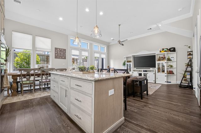 2703 Kinsley Oaks Drive, Houston, TX 77007