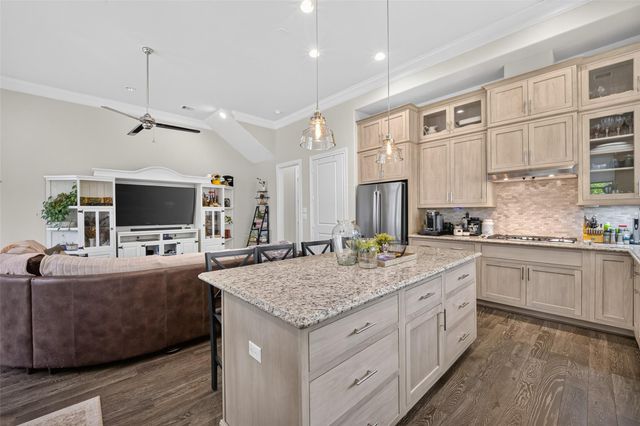 2703 Kinsley Oaks Drive, Houston, TX 77007