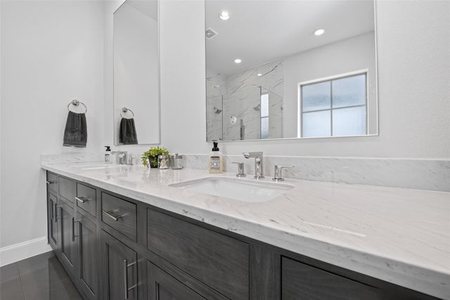 2703 Kinsley Oaks Drive, Houston, TX 77007