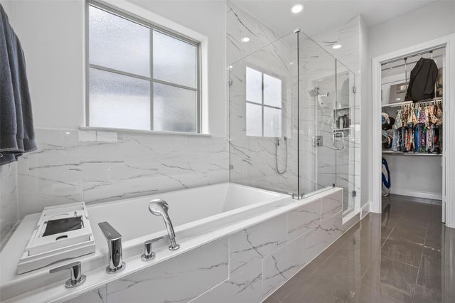 2703 Kinsley Oaks Drive, Houston, TX 77007
