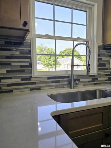 314 3RD Street, South Pekin, IL 61564