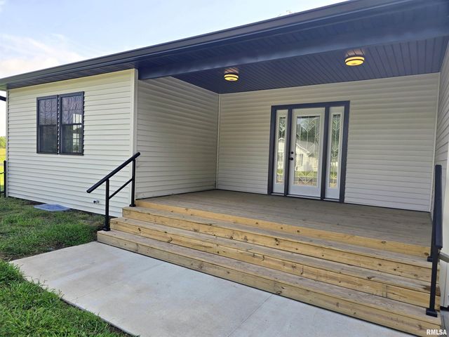 314 3RD Street, South Pekin, IL 61564