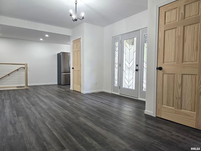 314 3RD Street, South Pekin, IL 61564