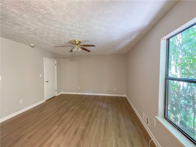 3331 Cottonwood Lane, Snellville, GA 30078