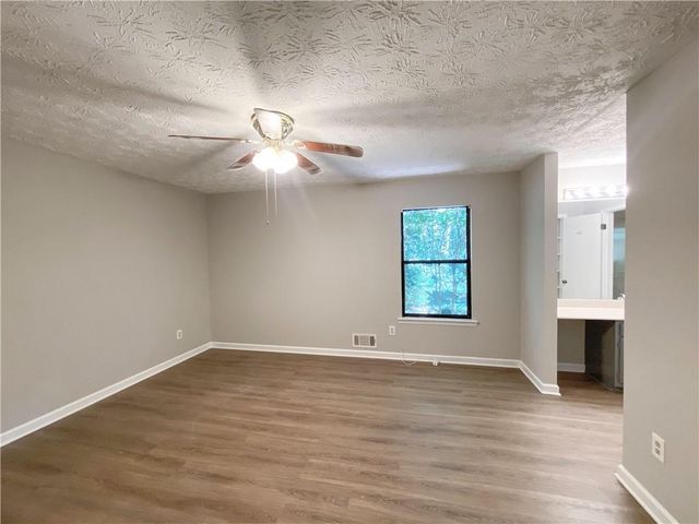 3331 Cottonwood Lane, Snellville, GA 30078