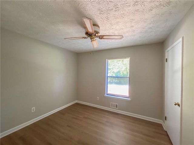 3331 Cottonwood Lane, Snellville, GA 30078