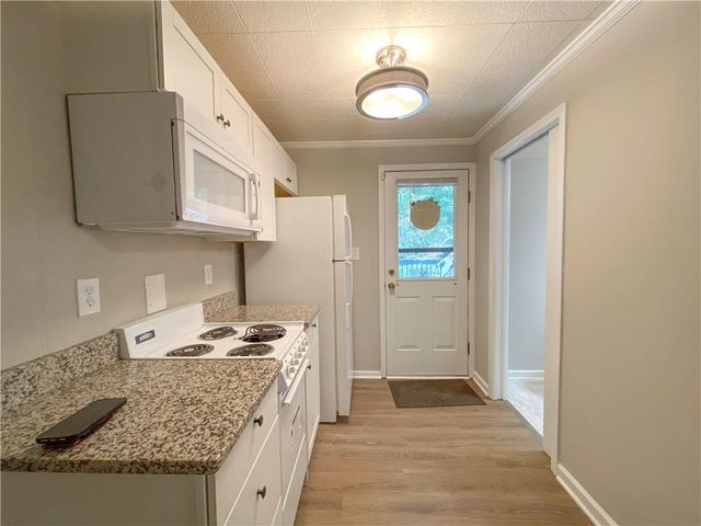 3331 Cottonwood Lane, Snellville, GA 30078