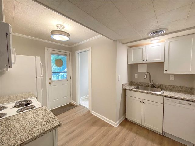 3331 Cottonwood Lane, Snellville, GA 30078