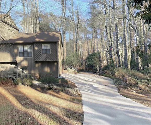 3331 Cottonwood Lane, Snellville, GA 30078