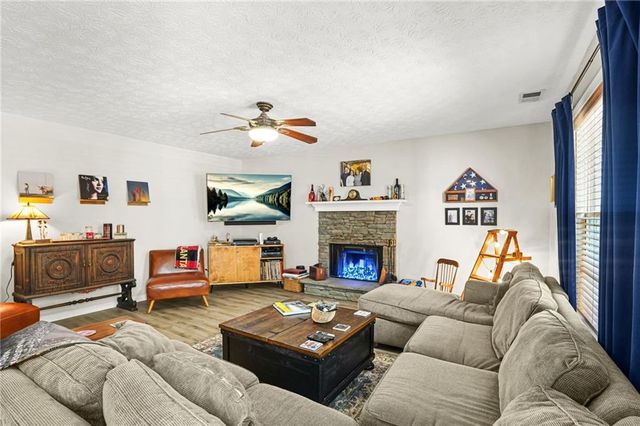 1623 Cagle Court, Lawrenceville, GA 30045