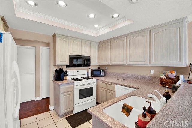 1379 Snead, Banning, CA 92220